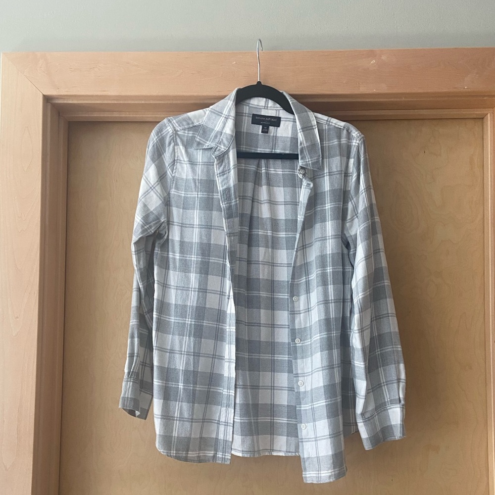 Banana Republic Button down